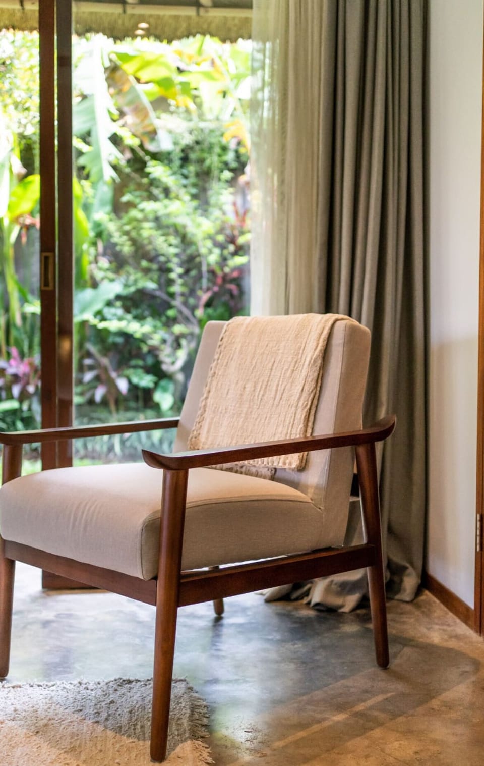 Villa, 3 Bedrooms, Smoking, Private Pool | 3 bedrooms, bed sheets