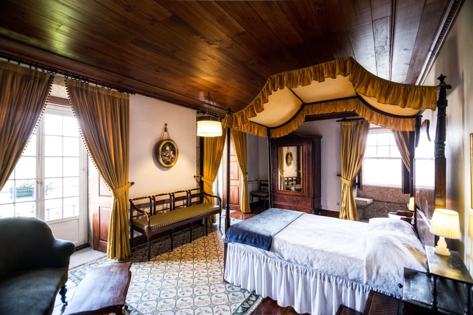 Deluxe Double Room | Individually decorated, individually furnished, rollaway beds, free WiFi