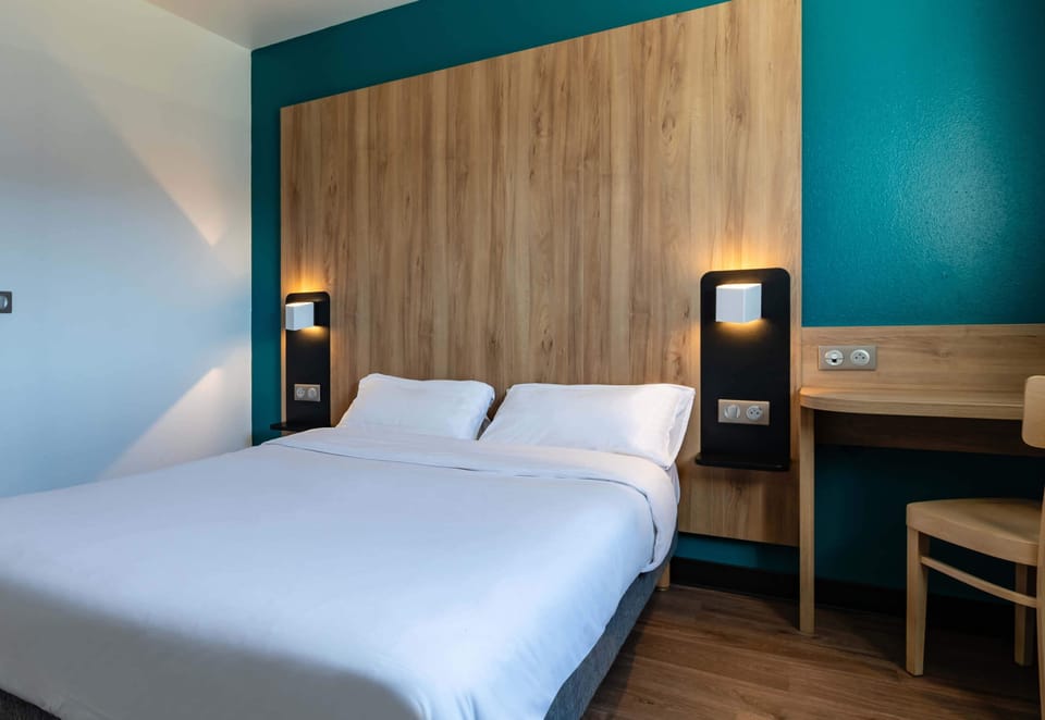 Double Room, Non Smoking | Premium bedding, desk, soundproofing, free WiFi