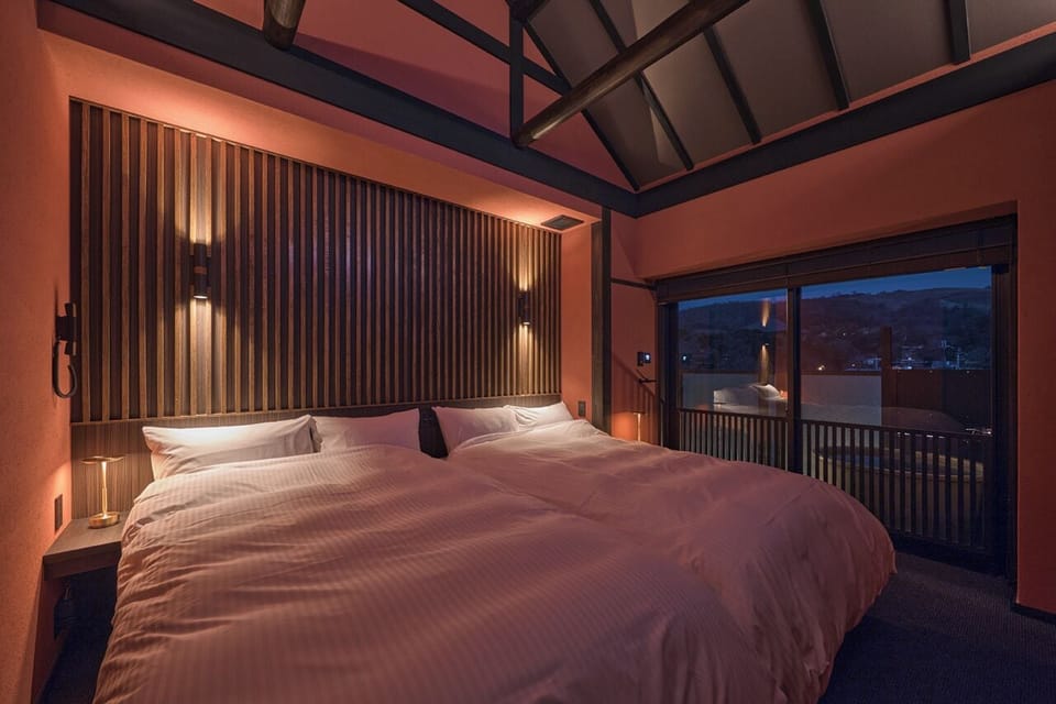 Japanese-style Suite, 1 Bedroom, Balcony, Mountain View (with Panoramic Bath Room) | Down comforters, in-room safe, blackout drapes, soundproofing