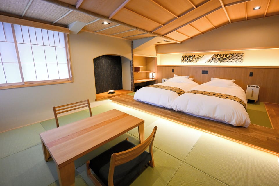 Suite room Kinran, Non Smoking | In-room safe, desk, blackout drapes, iron/ironing board