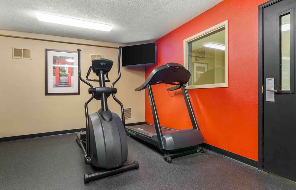 Extended Stay America Select Suites St Louis Earth City Hotel in Earth City