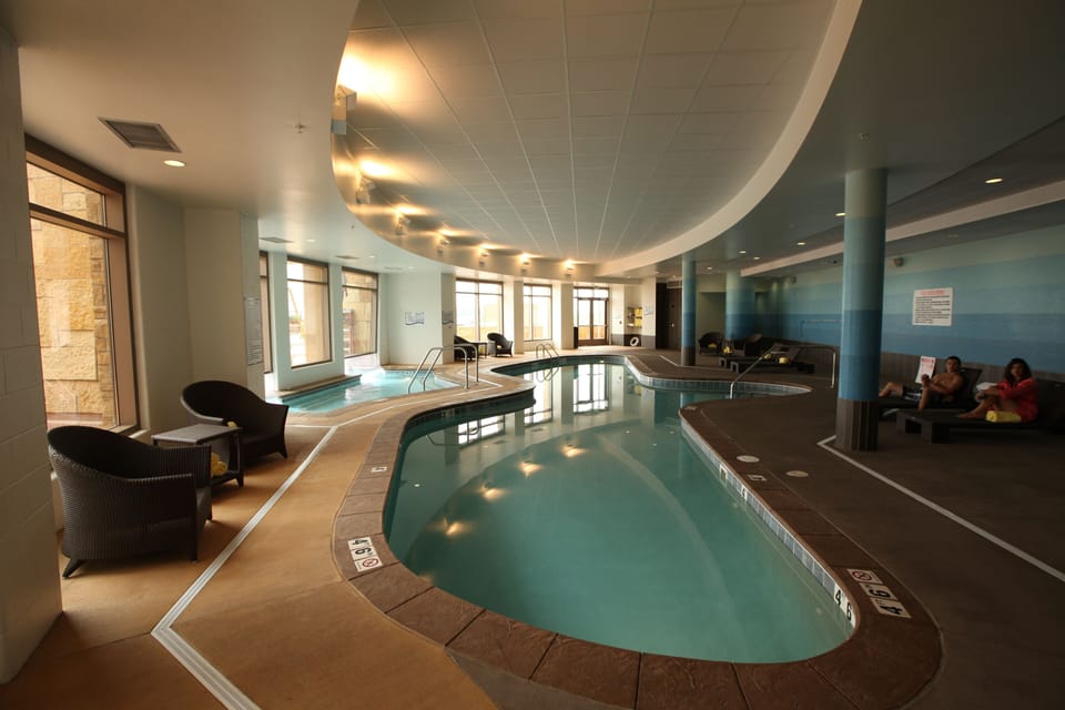 Indoor pool, seasonal outdoor pool, sun loungers