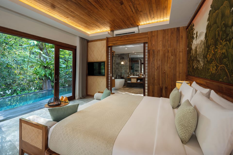 Signature Heated Pool Villa with Jungle View | Free minibar, in-room safe, individually decorated