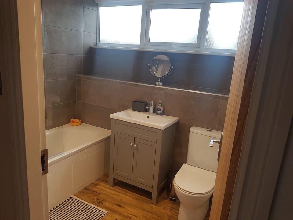 3 Bed Barn - Sleeps up to 6 - Parking - Wifi Cottage in Hawkshead