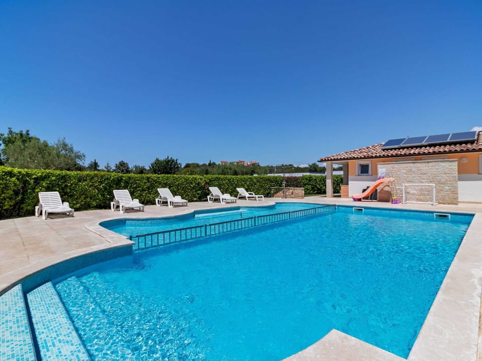 House | Pool | Outdoor pool