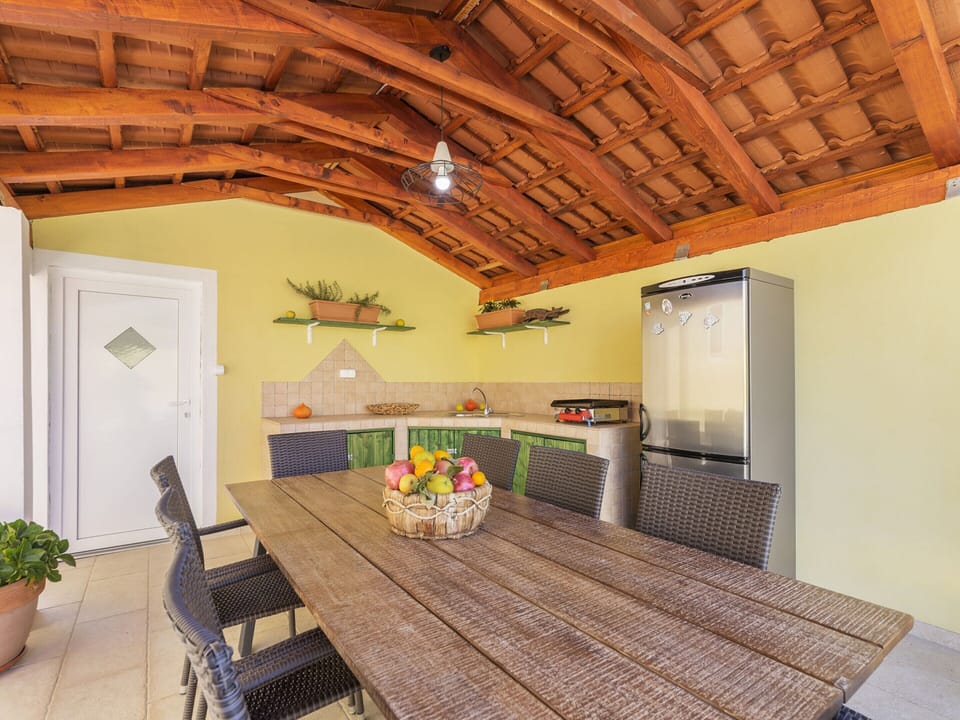 Villa | Balcony