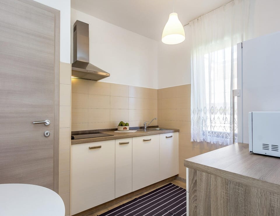Apartment | Private kitchen