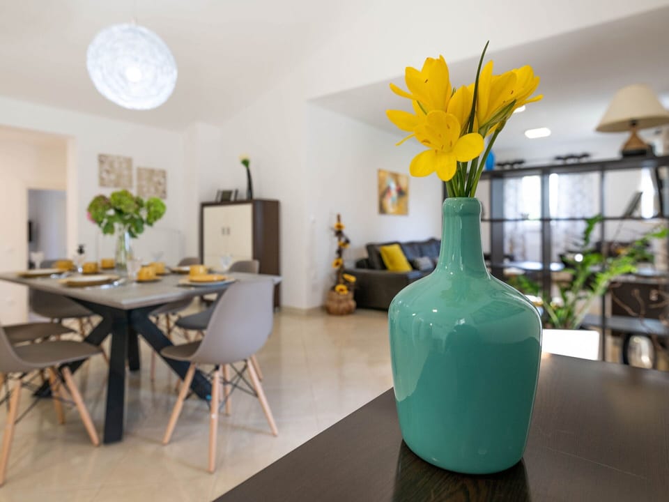 House | Dining