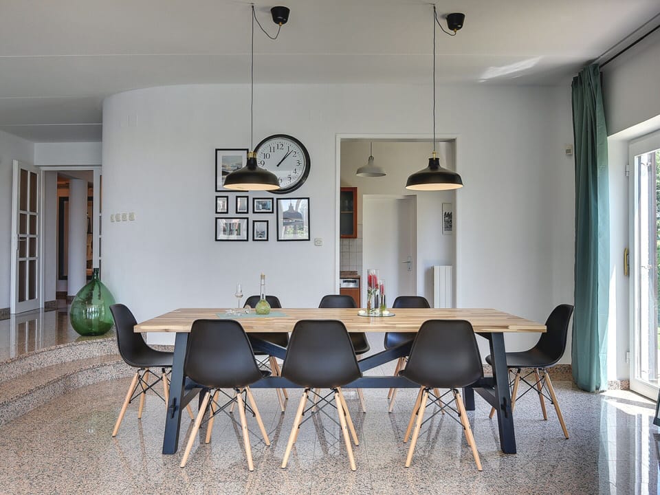 Villa | Dining