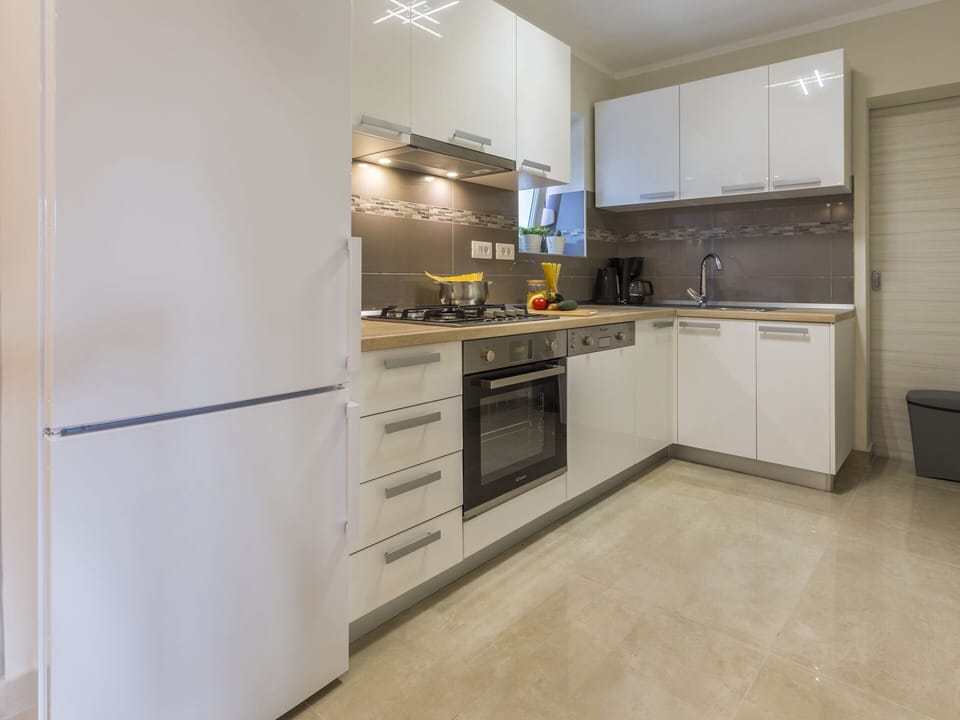 House | Private kitchen