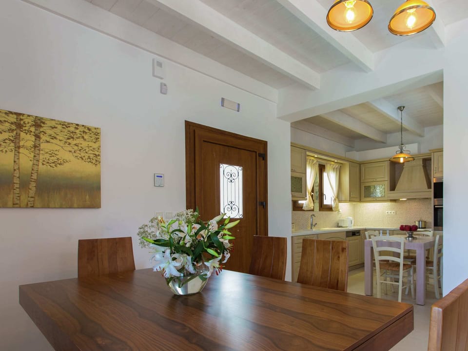 Villa | Dining