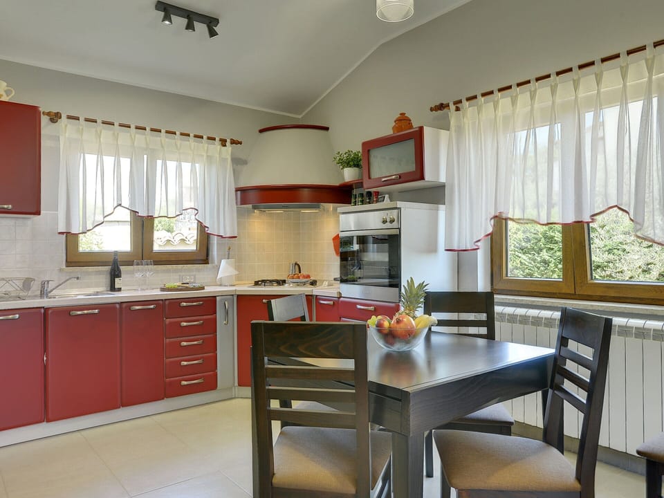 Villa | Private kitchen | Electric kettle, cookware/dishes/utensils