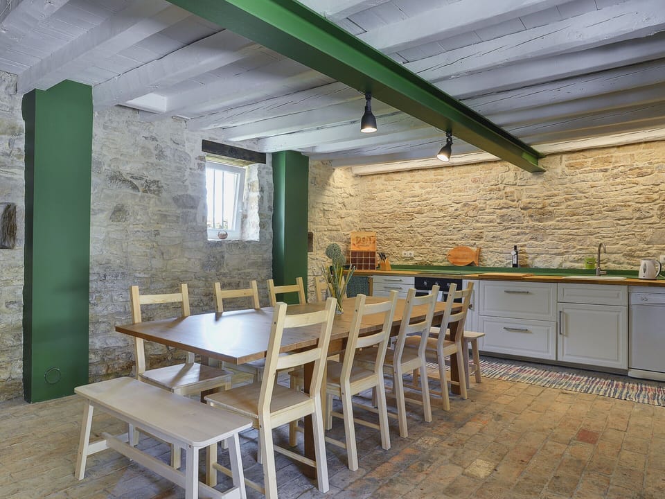 House | Dining