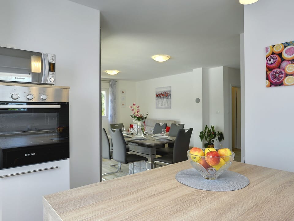 Villa | Dining