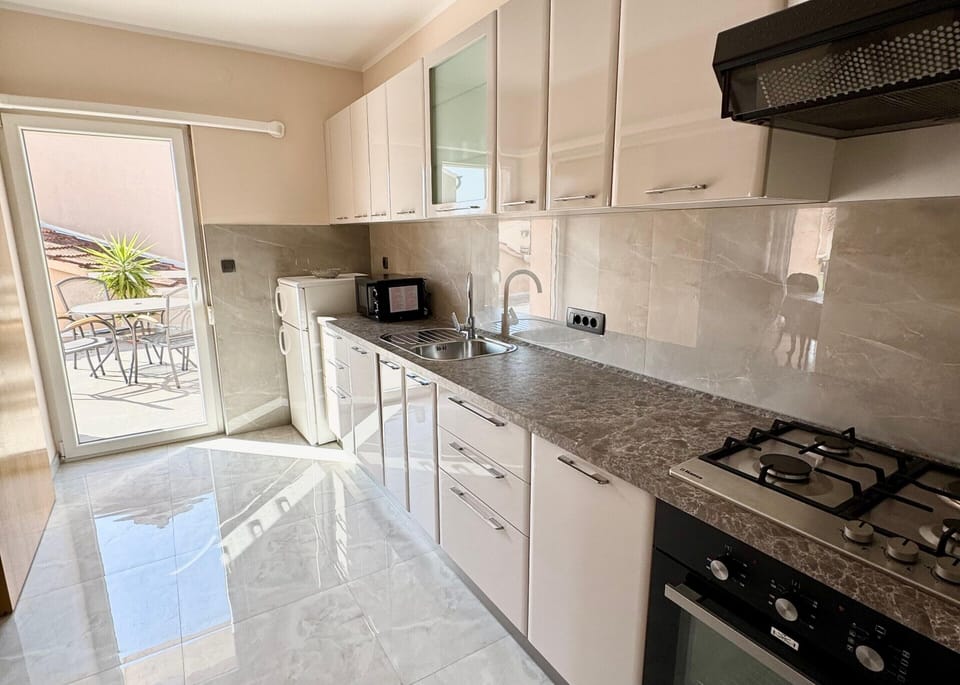 Apartment | Private kitchen