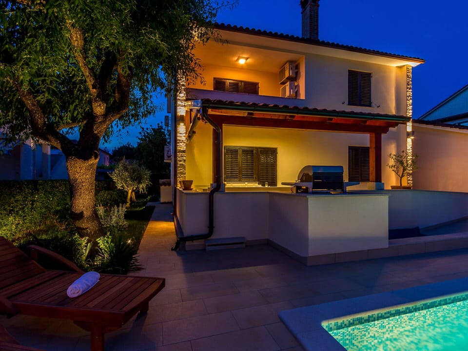 House | Exterior