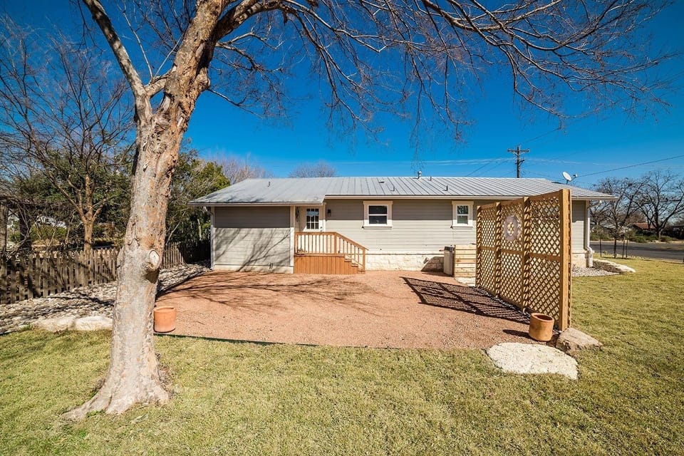 House, 3 Bedrooms | Terrace/patio