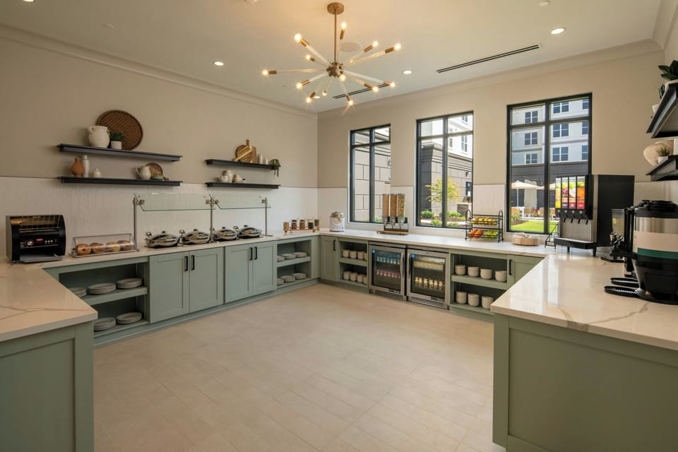 Free daily full breakfast