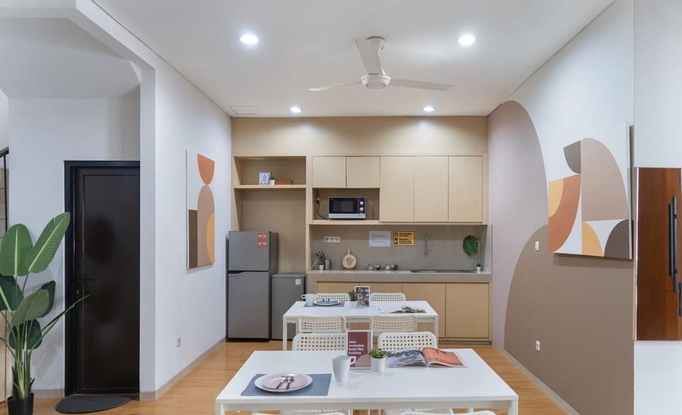 Double Room | Shared kitchen | Dishwasher, cookware/dishes/utensils