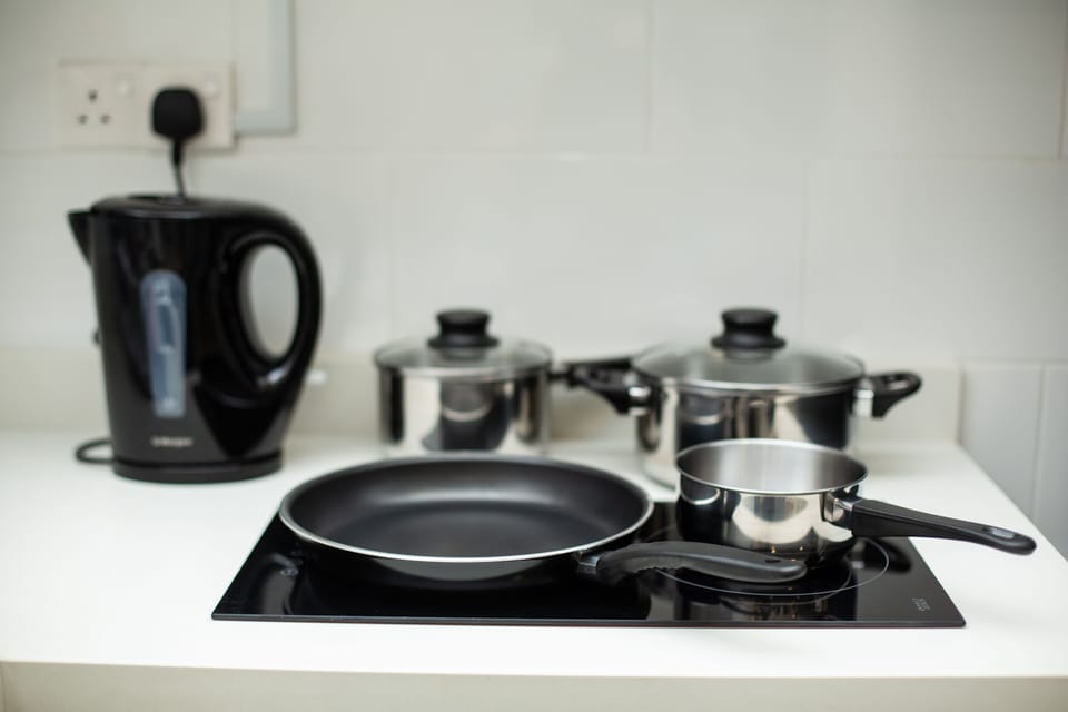 Standard Apartment, 1 Bedroom, Non Smoking, City View | Room amenity