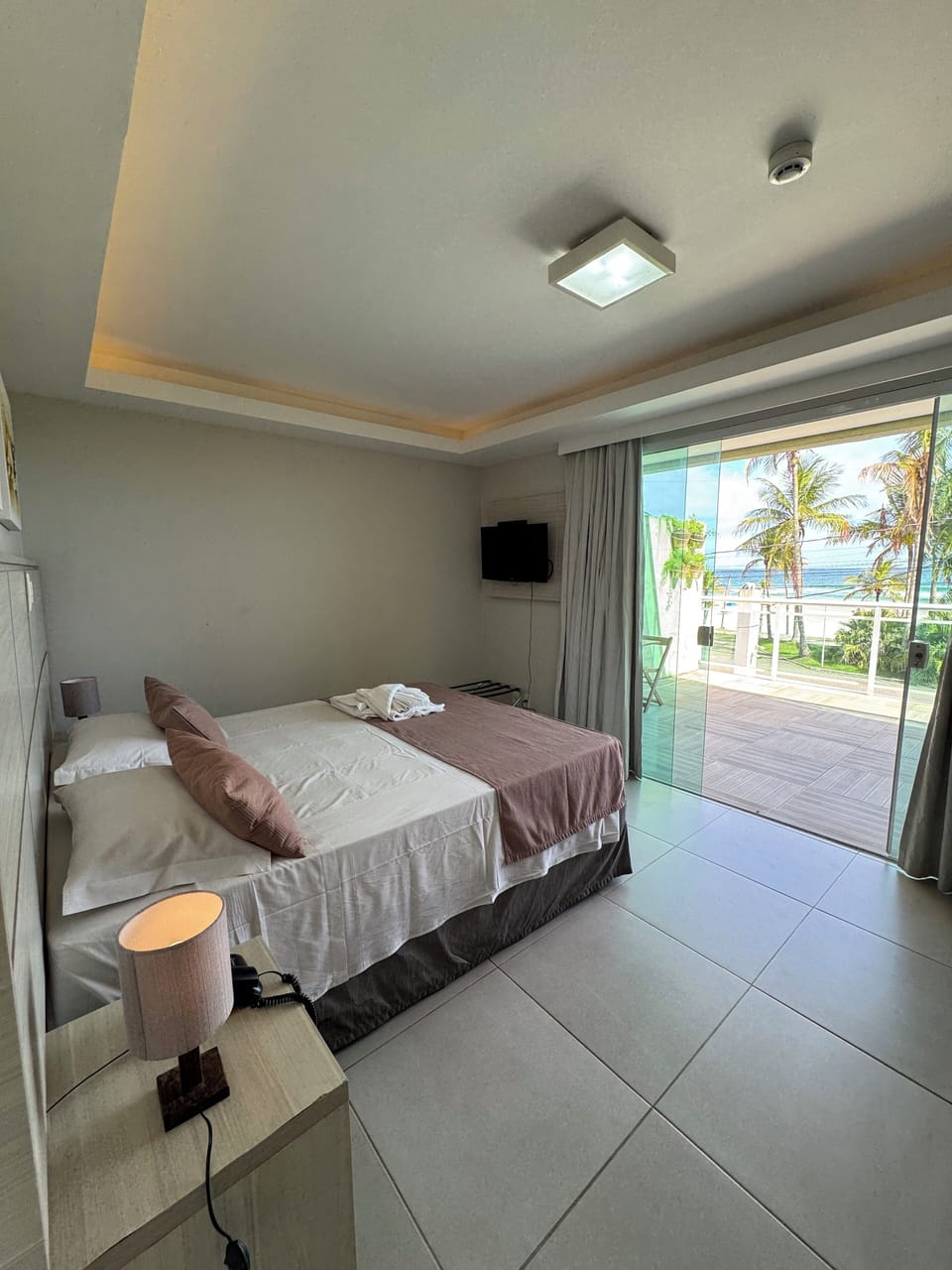 Premium Room, Oceanfront | Minibar, desk, free WiFi, bed sheets