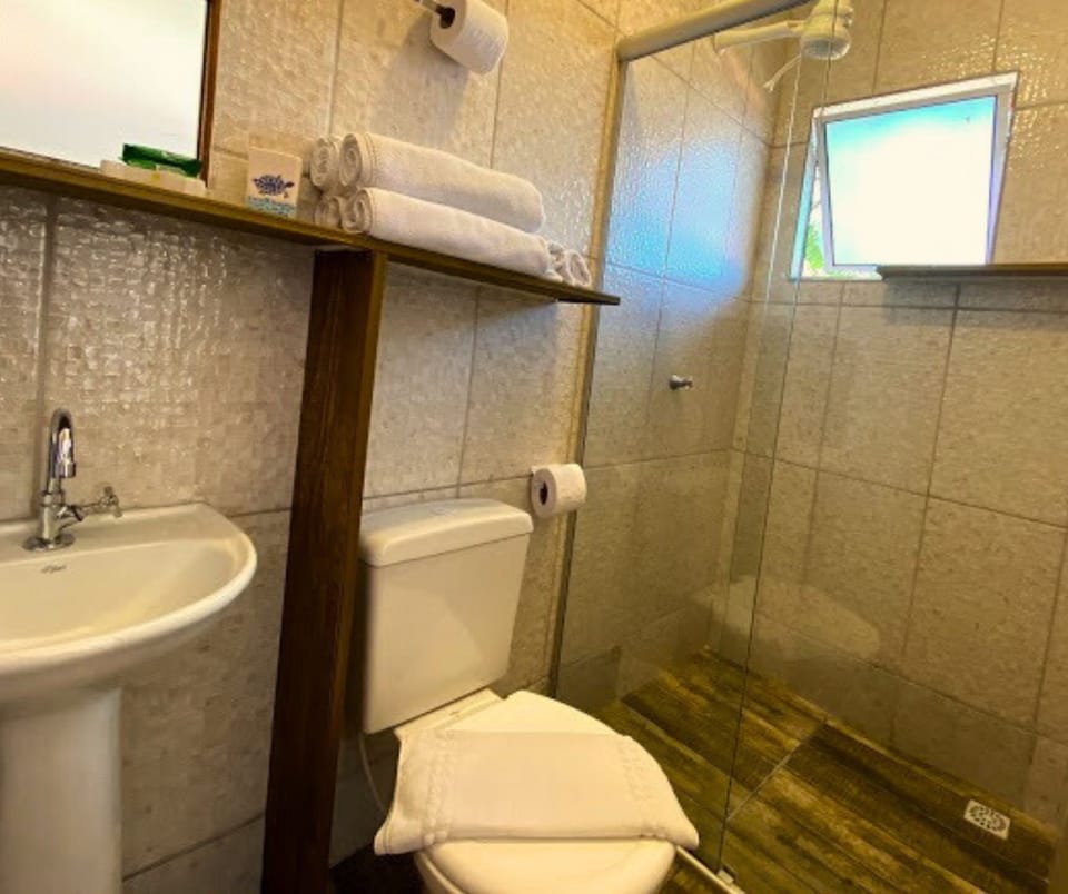 Superior Triple Room | Minibar, individually decorated, individually furnished, blackout drapes