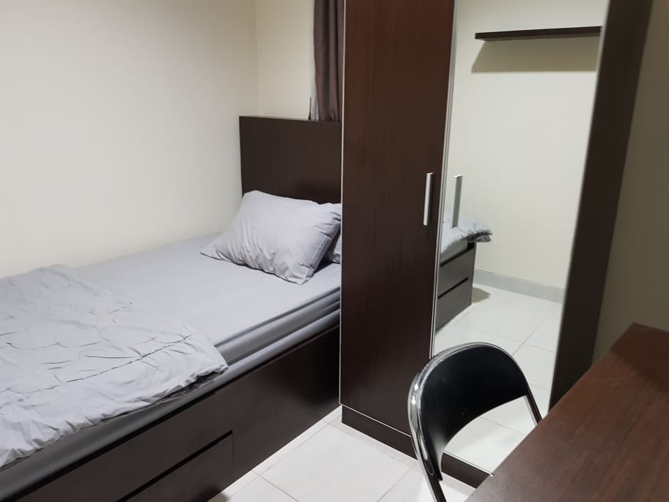 Standard Single Room, Men only | Desk, free WiFi