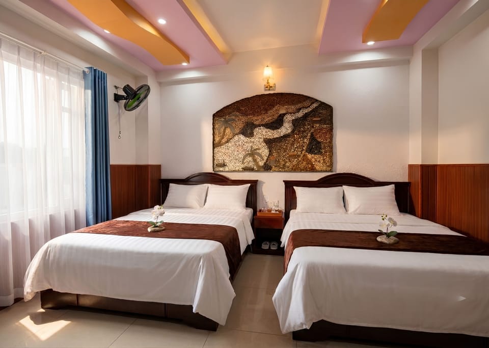 Deluxe Family Room | WiFi (free), bed sheets
