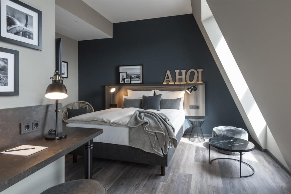 Superior Room | In-room safe, desk, soundproofing, iron/ironing board