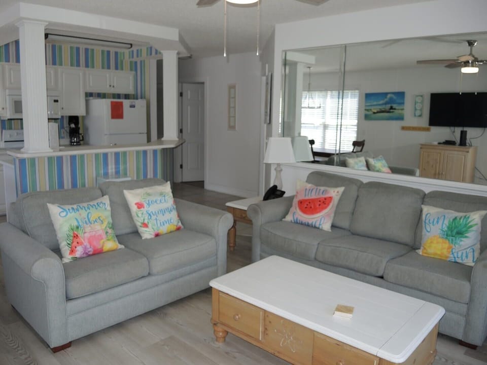 Villa, 2 Bedrooms | Living area | TV