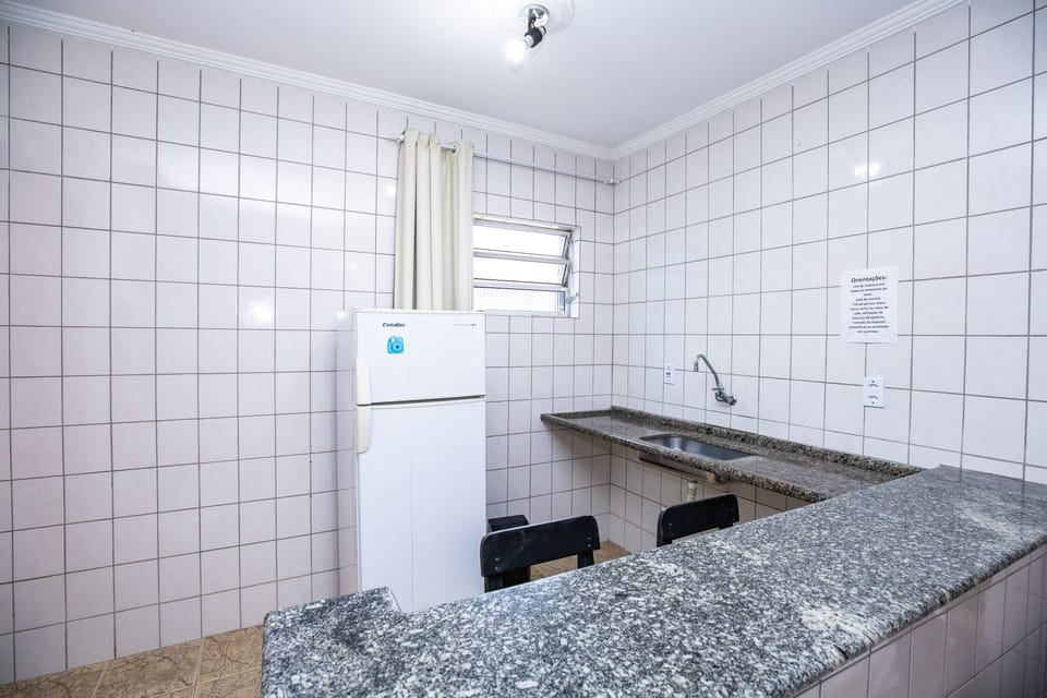 Standard Quadruple Room | Minibar, bed sheets