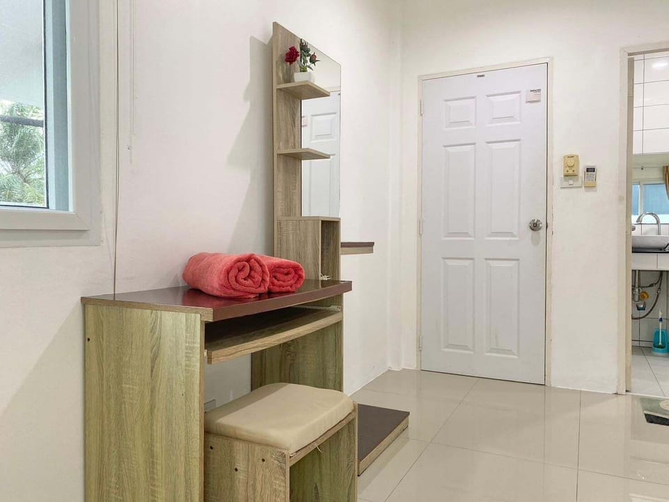 Family Villa, 2 Bedrooms, Non Smoking, Private Pool | In-room business center