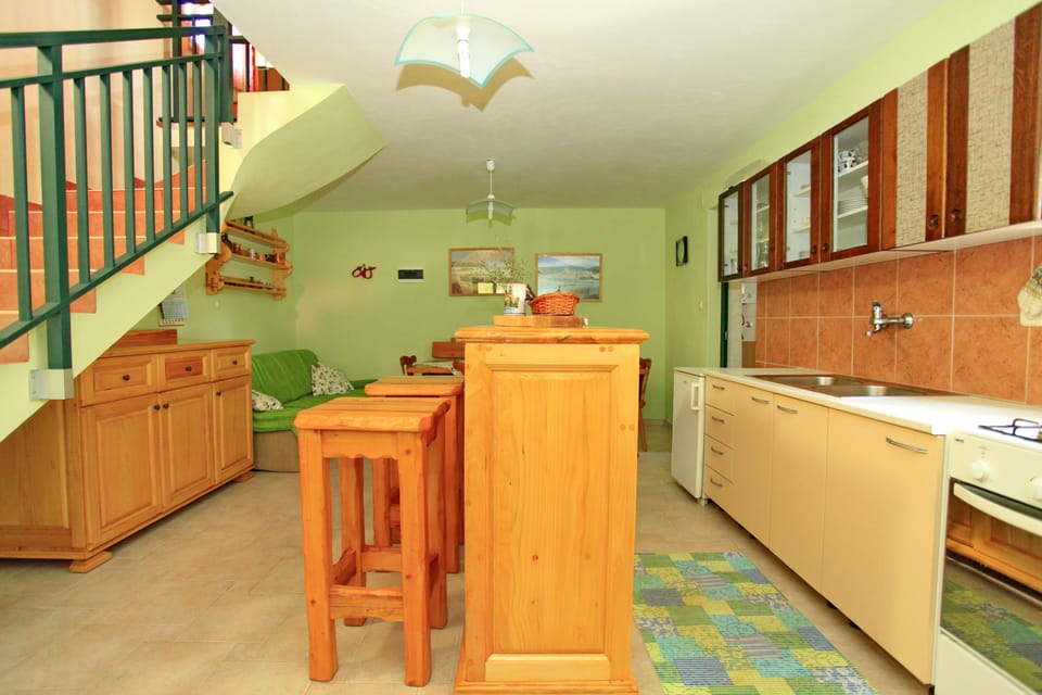 Cottage (Two Bedroom Stone House) | Private kitchen | Fridge