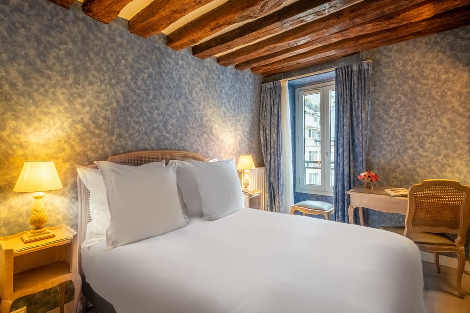 Classic Room | Premium bedding, minibar, in-room safe, desk