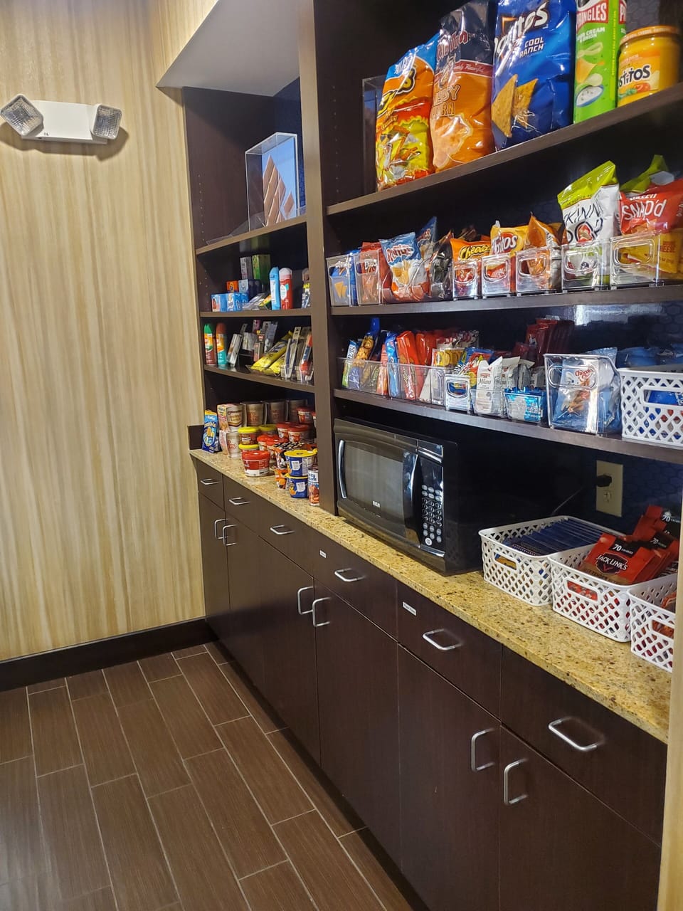 Snack bar