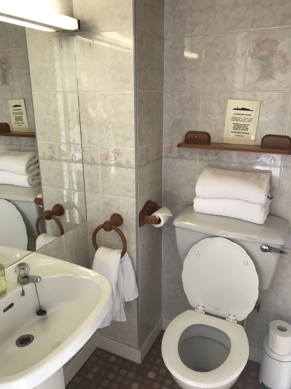 Superior Double or Twin Room, Ensuite | Bathroom