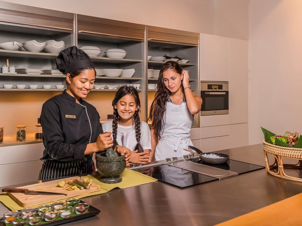 Villa, Multiple Bedrooms | Private kitchen | Full-size fridge, microwave, oven, stovetop