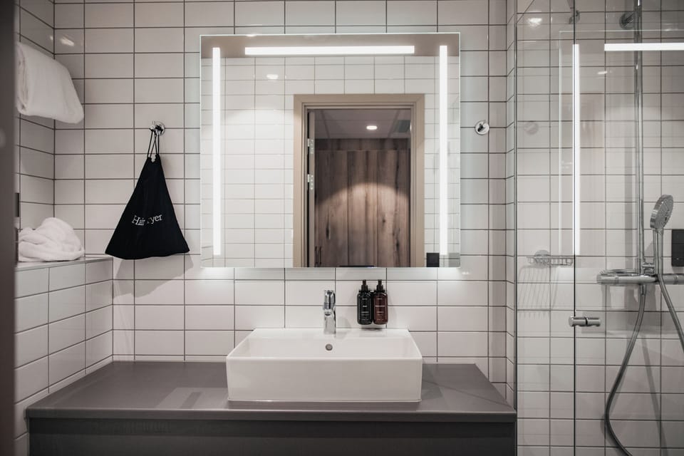 Superior Room, 1 Double Bed | Bathroom | Hair dryer, heated floors (bathroom), towels, soap