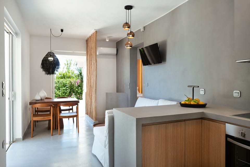 Apartment | 2 bedrooms, iron/ironing board, free WiFi, bed sheets