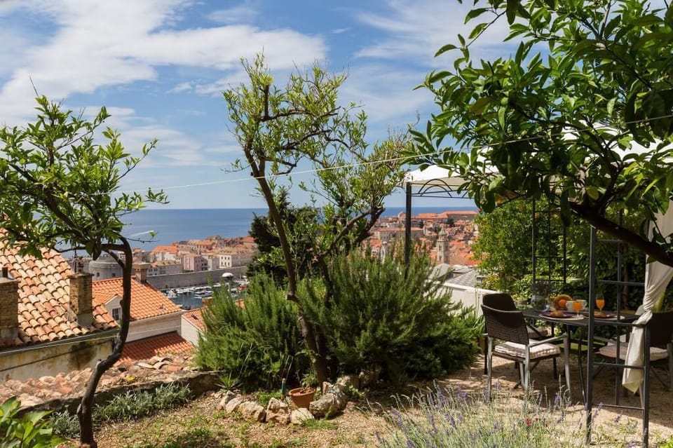 Studio (Studio Apartment with Terrace) | View from property