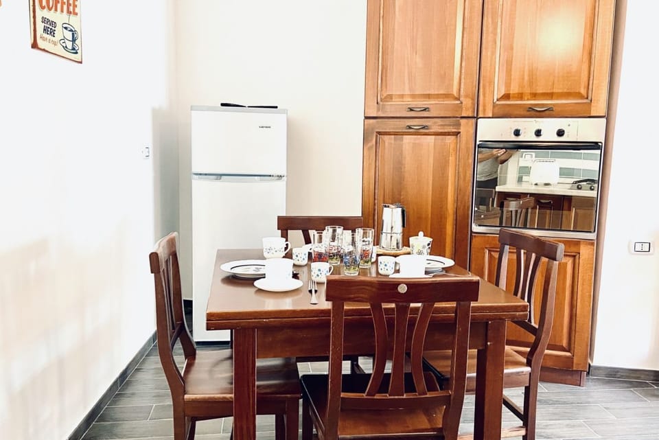 Apartment, 3 Bedrooms (stair access only) | Private kitchen