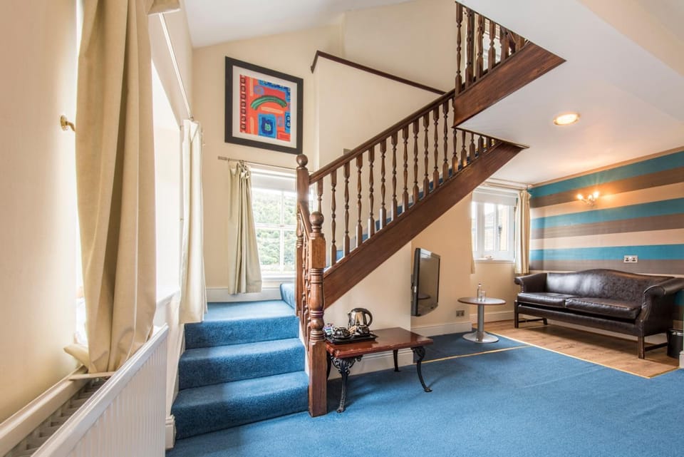 Superior Double Room | Living room | TV