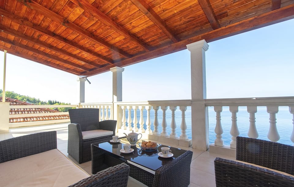 House (Four Bedroom House with Pool) | Terrace/patio