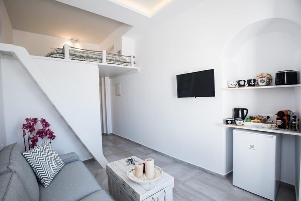 Apartment, 2 Bedrooms | Living room | LCD TV