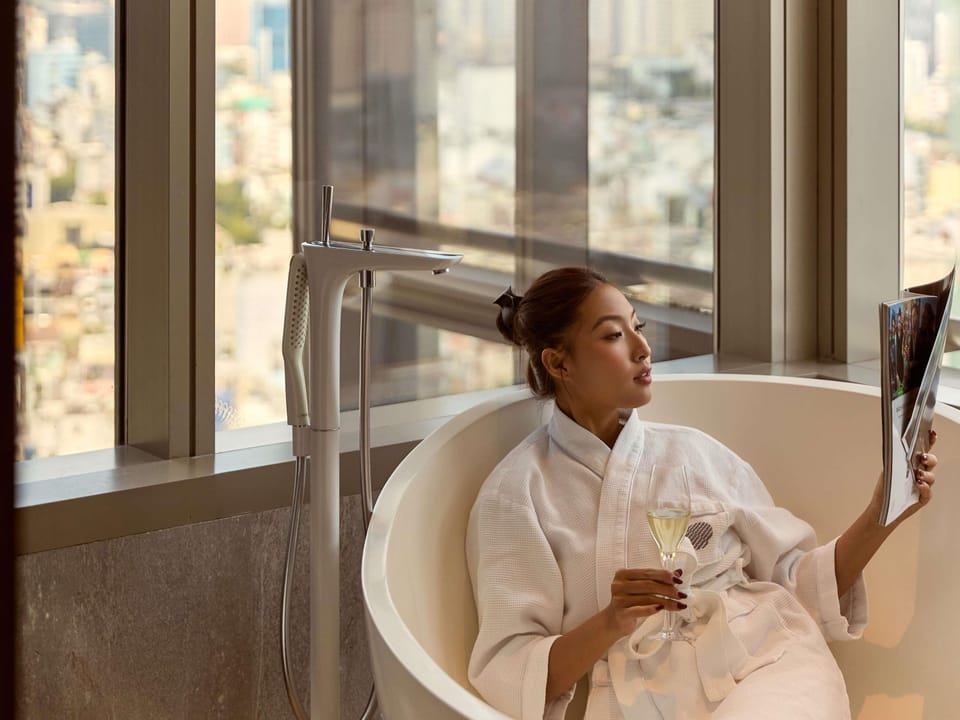 Rainfall showerhead, eco-friendly toiletries, hair dryer, bathrobes