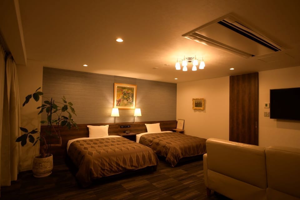 Executive Room, 2 Double Beds, Non Smoking | Desk, WiFi (free), bed sheets