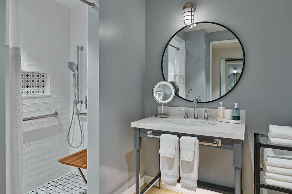 Room, 2 Queen Beds, Partial Ocean View (Accessible Shower) | Bathroom | Designer toiletries, hair dryer, bathrobes, slippers
