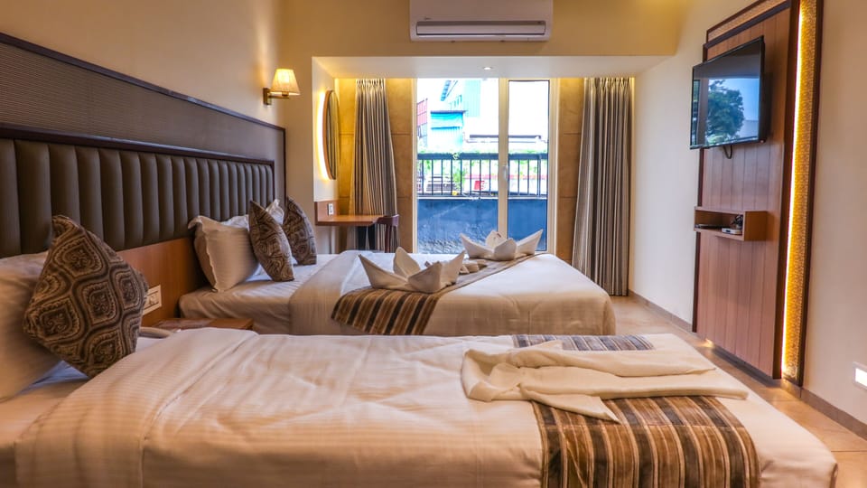 Deluxe Room | WiFi (free), bed sheets