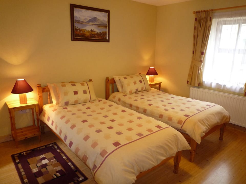 2 bedrooms, bed sheets